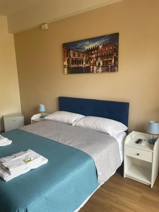 Sciesa Guest House Verona Italien